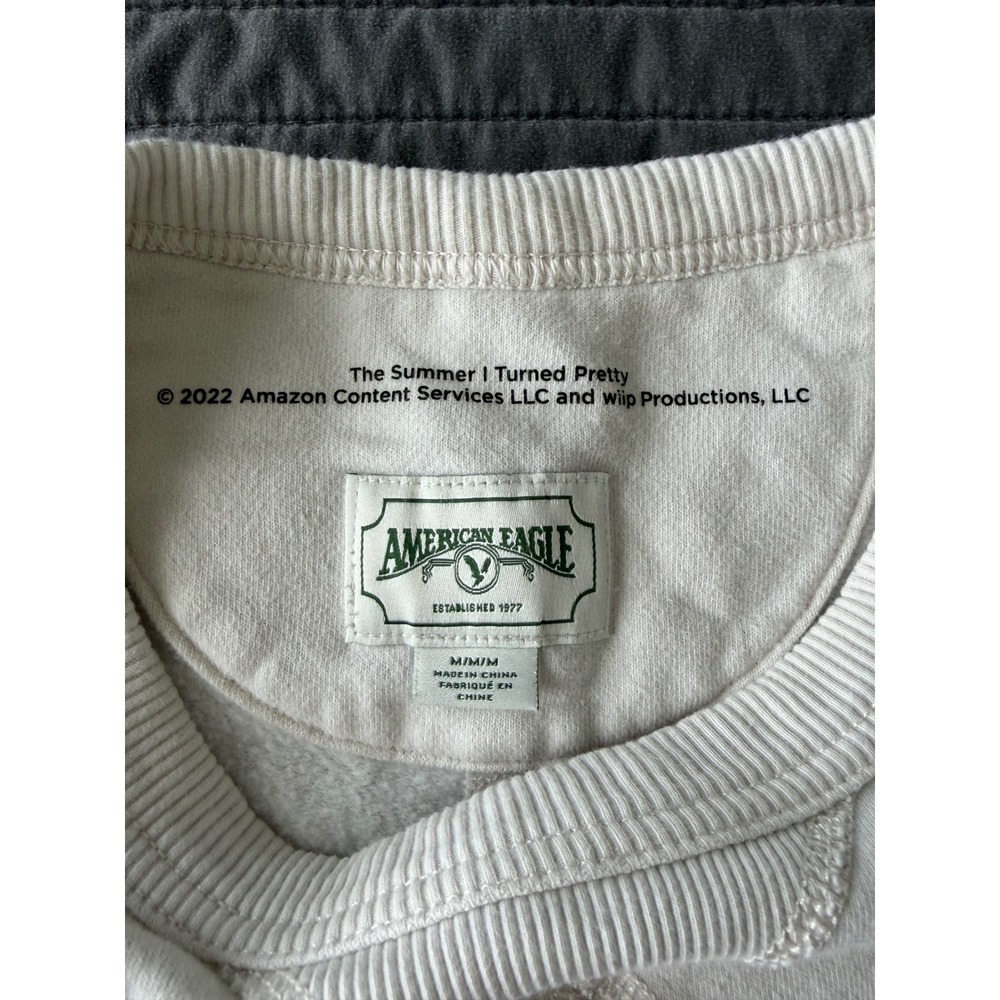 American Eagle The Summer I Turned Pretty Sweatshirt Cream Graphic Pullover Med - Picture 3 of 7